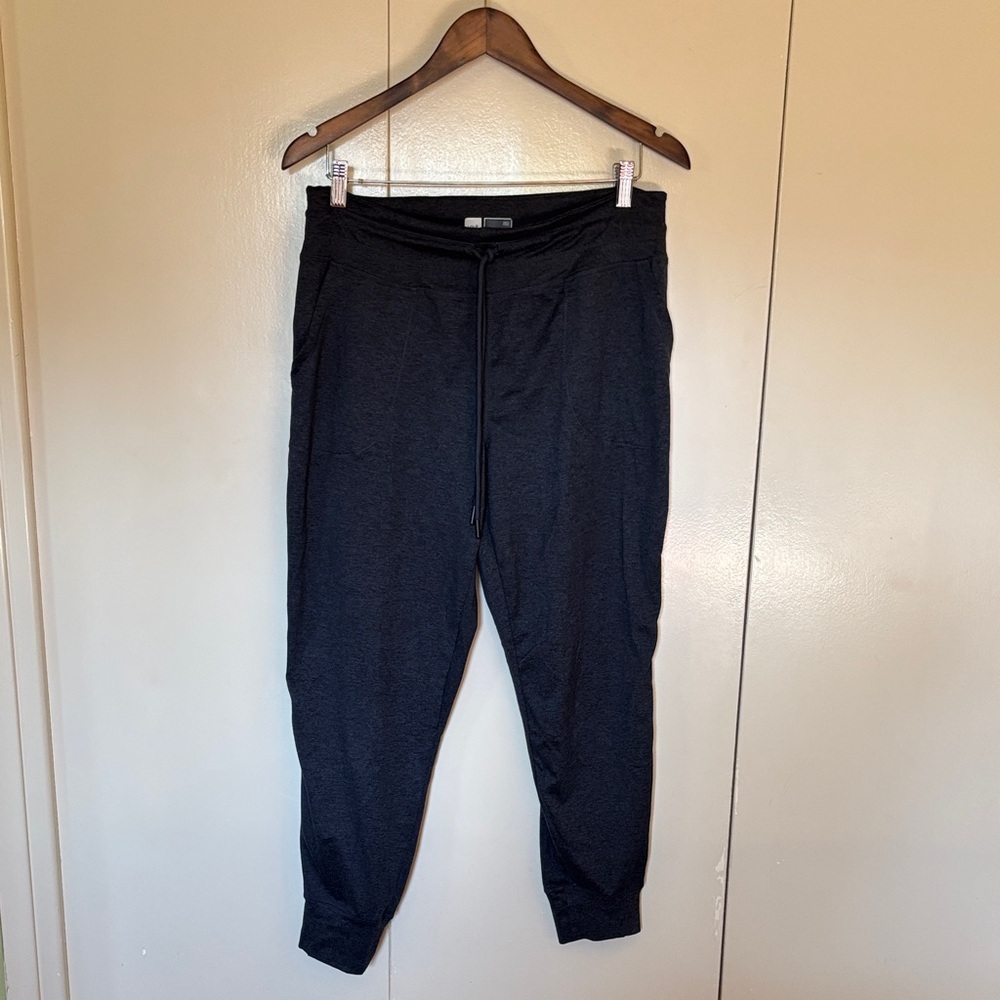 Women’s Dark Gray Lole Lounge Jogger Pants Size Medium Cuffed Ankle Pockets